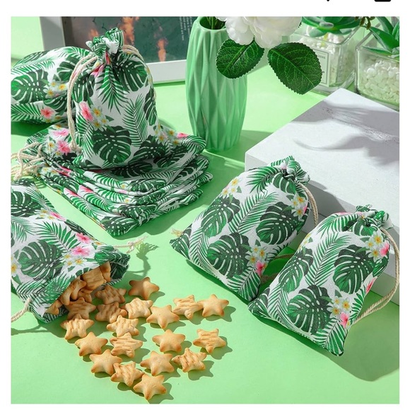 NWOT - Pre Strung Happy 80th Birthday sign Comes with 5 Tropical Drawstring Bags - Picture 12 of 14